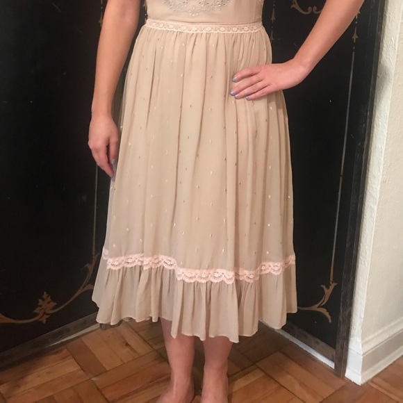 Girly, vintage style cocktail dress - Picture 8 of 8